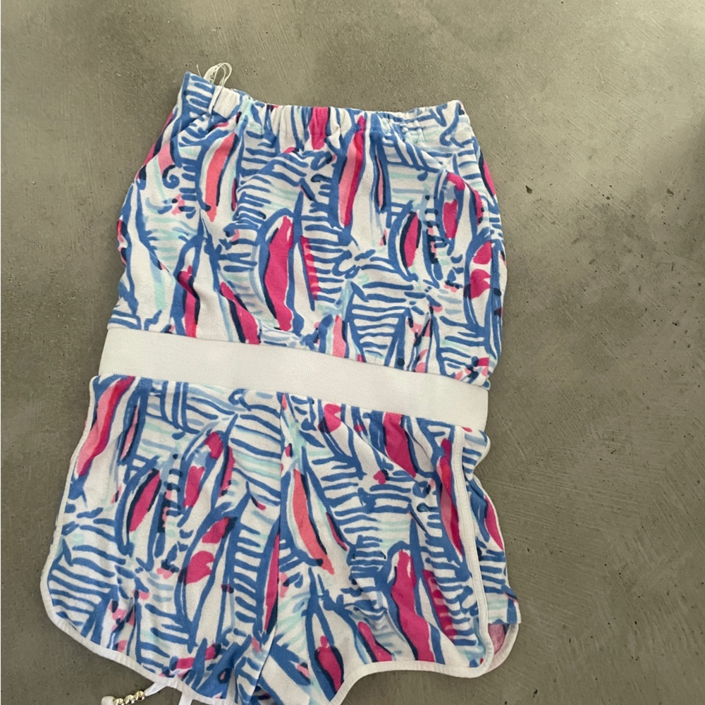 Lilly Pulitzer red right return romper - Picture 2 of 3